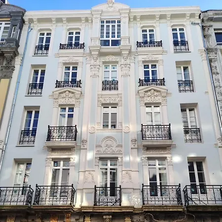 Apartamentos Ovetum Oviedo Exterior photo